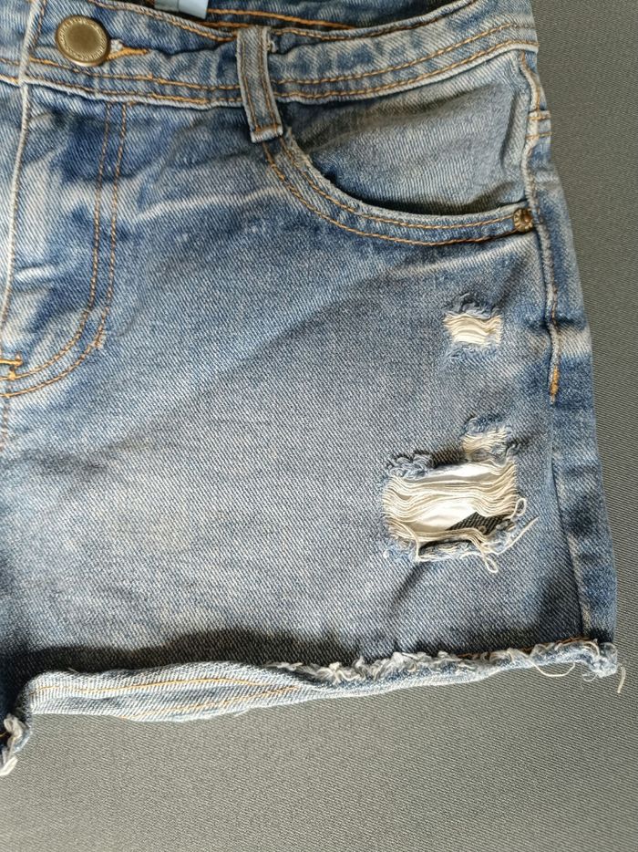Short en jean dechiré 🌷 Taille 36 - photo numéro 2
