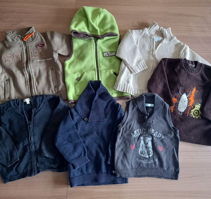 Gros lot de vêtements garçon - photo numéro 4