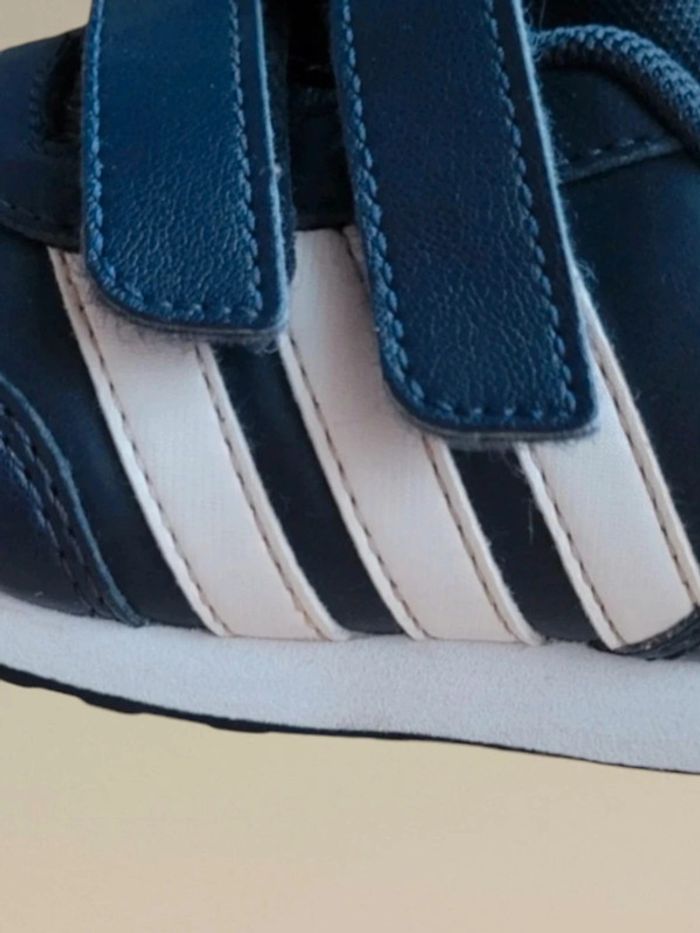 Baskets Adidas Pointure 20 - photo numéro 4