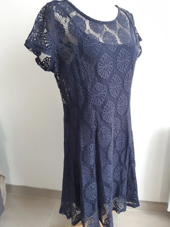 Robe dentelle Hilfiger Denim T38 - photo numéro 3