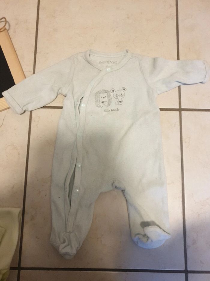 Lot de deux pyjamas a mois - photo numéro 3