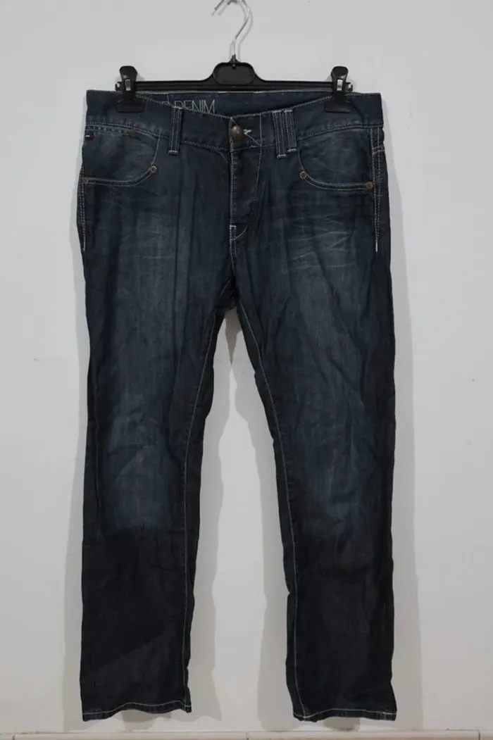 C53 jeans marine Tommy Hilfiger W33