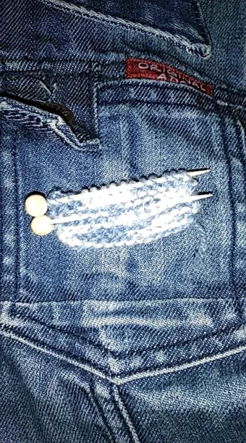 Broche en laine