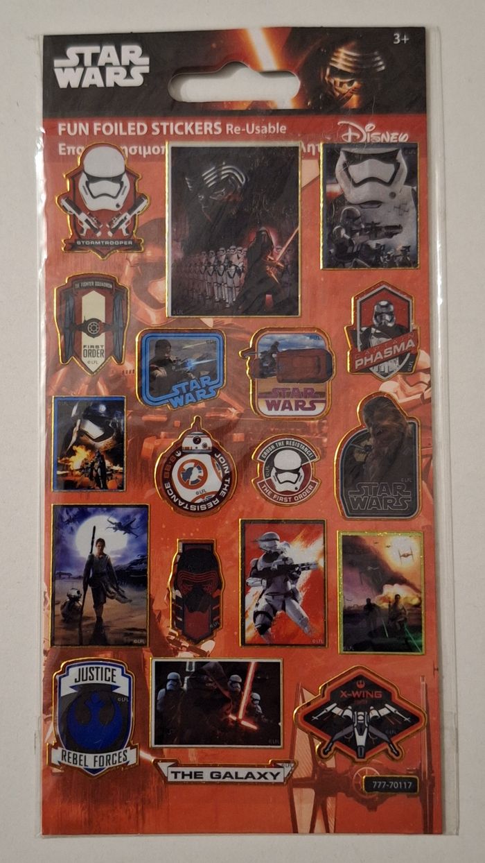 Lot d'articles Star Wars et Marvel - photo numéro 3