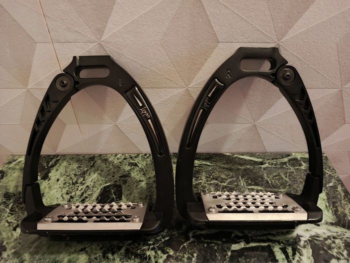 Êtriers de sécurité Lippo - photo numéro 2