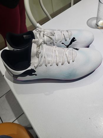 Chaussure de foot puma