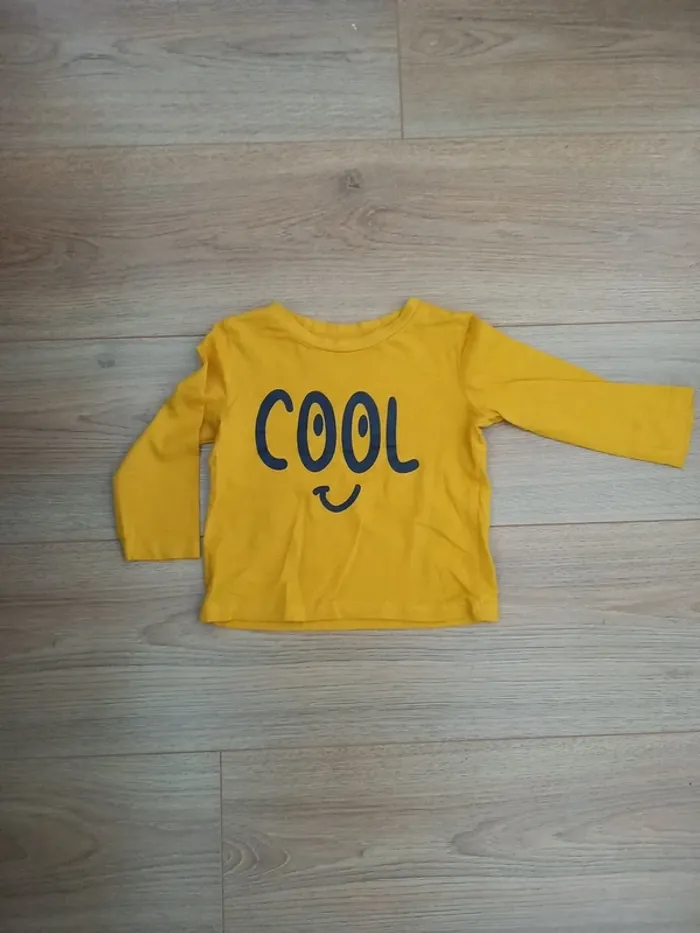 Tee shirt manches longues avec inscription