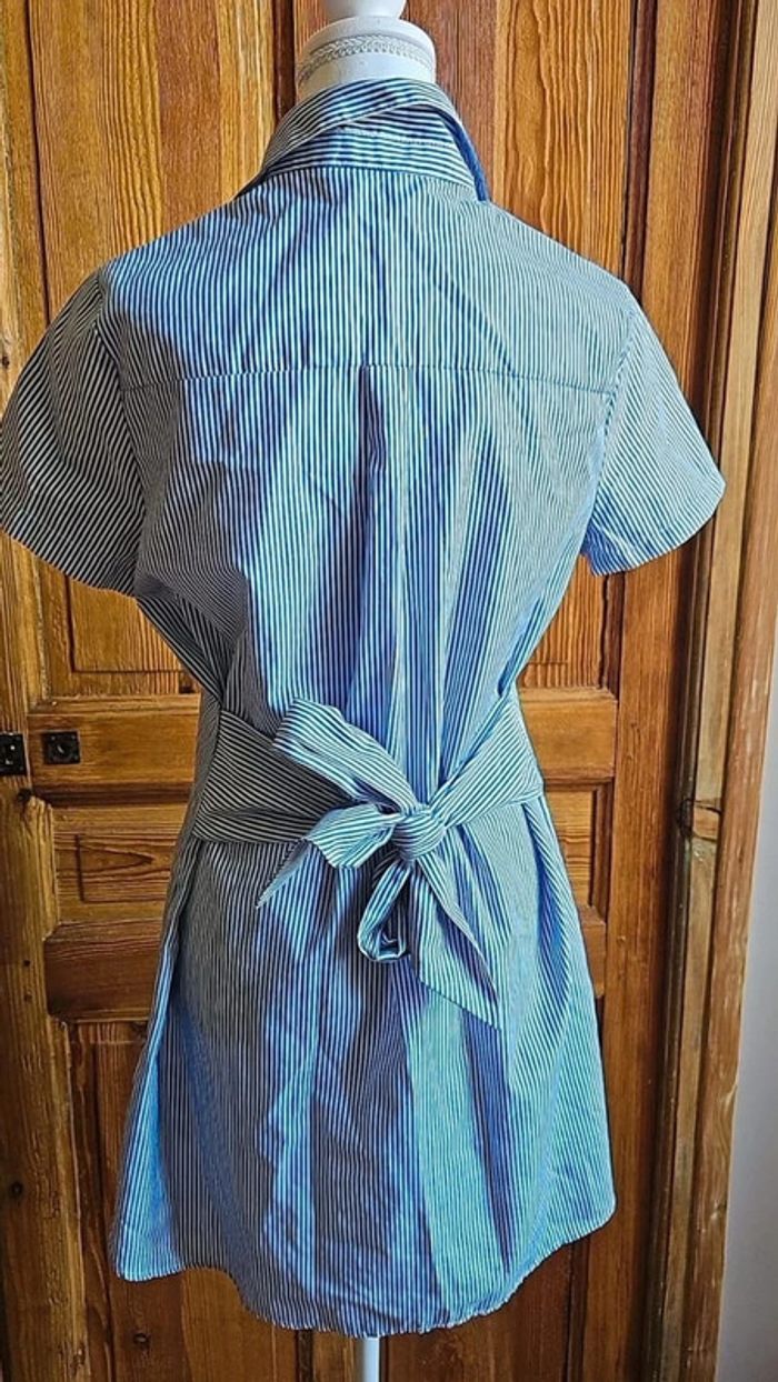Robe chemise rayée bleue et blanche