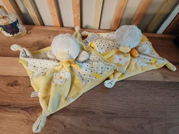 Canard mots d enfants jaune et blanc 2 