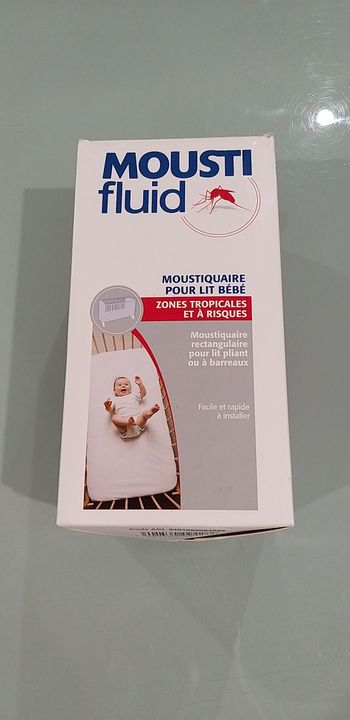 Moustiquaire lit bébé