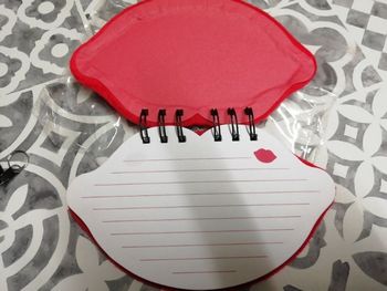 Joli carnet forme lèvres 💋 Neuf