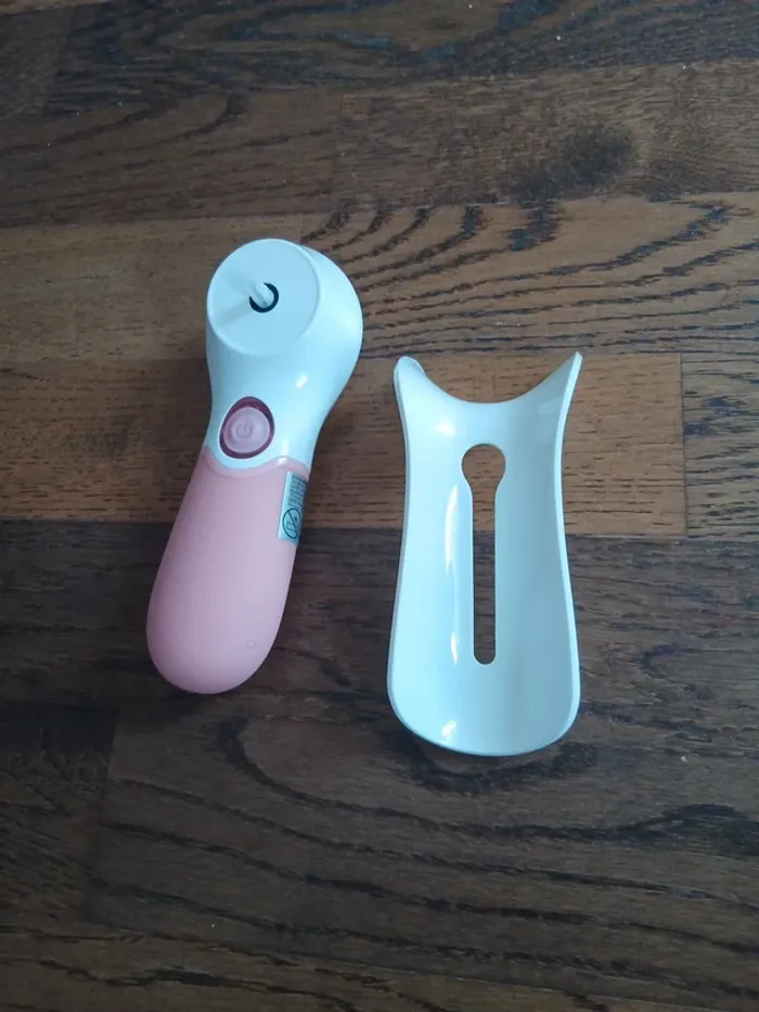 Brosse nettoyante - photo numéro 2