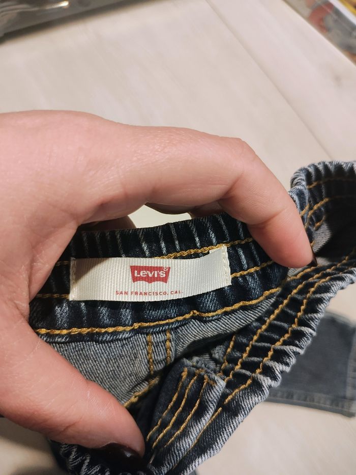 Jean Levi's - photo numéro 2