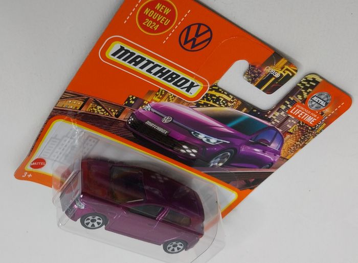 Matchbox 2021 Volkswagen Golf GTE Nouveau 2024 - photo numéro 7