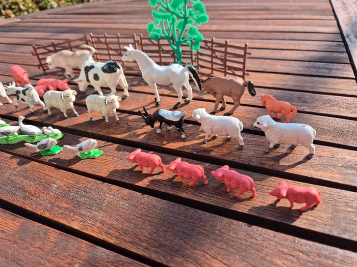 Lot d'animaux de la ferme - photo numéro 2