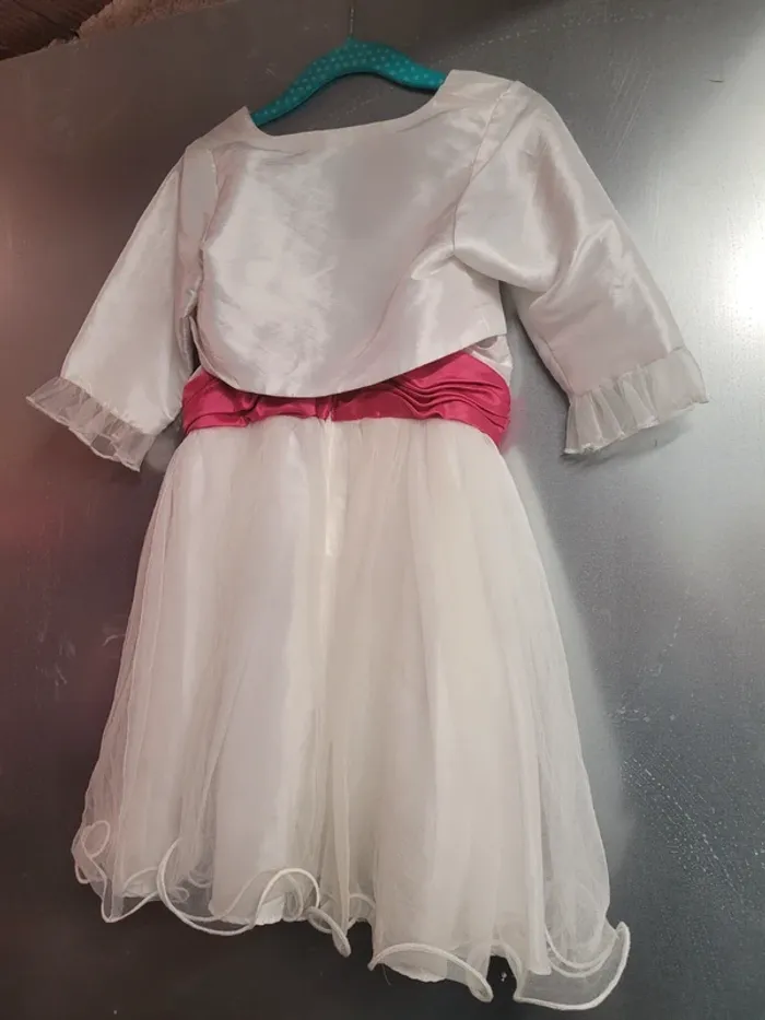 Robe de cérémonie 2 ans - photo numéro 3
