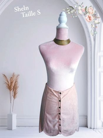 Jupe rose pâle