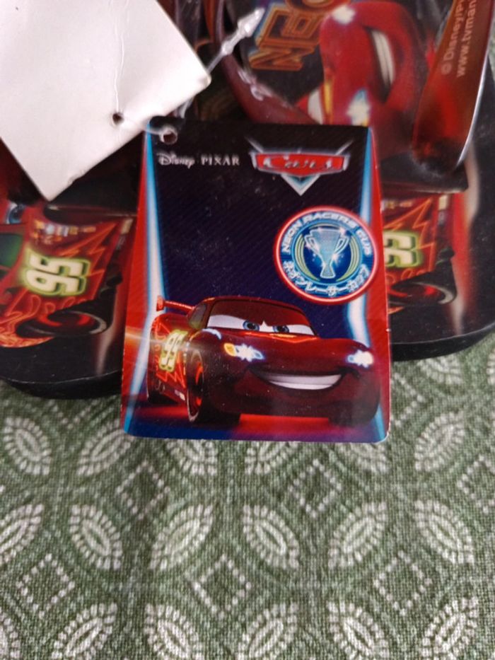 Paire de claquettes neuves Cars taille 25 - photo numéro 5