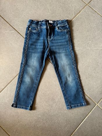 Jean / Pantalon 3/4 avec bande le long de la jambe - Okaidi - Slim - Bleu marine - 6 ans