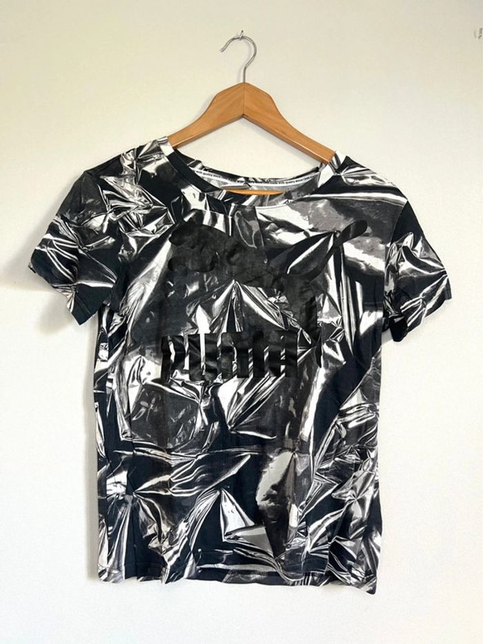 T-shirt de sport Puma noir et blanc