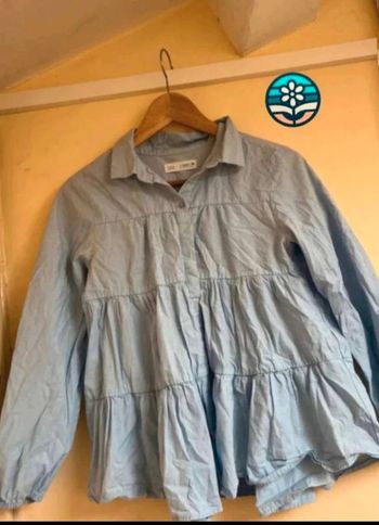 Blouse Zara  bouffante  -  taille  13-14  ans  mais porté en  S