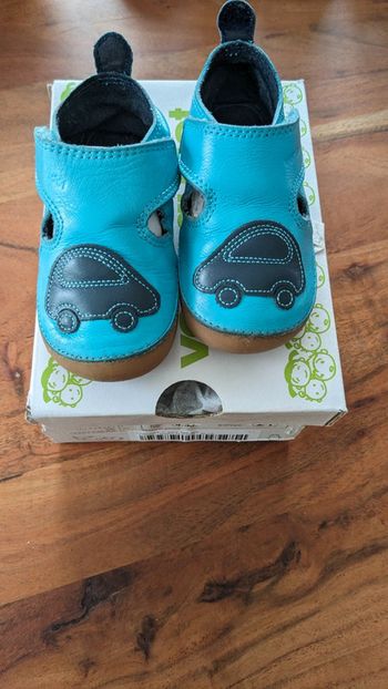 Chaussons Vertbaudet taille 21