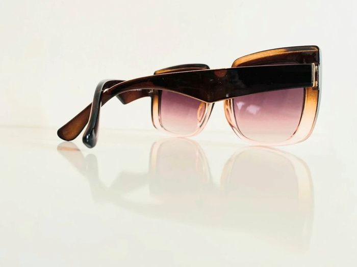 Lunette de soleil femme rectangulaire bordeaux et orange verres dégradés uvprotection catégorie 3 - photo numéro 4