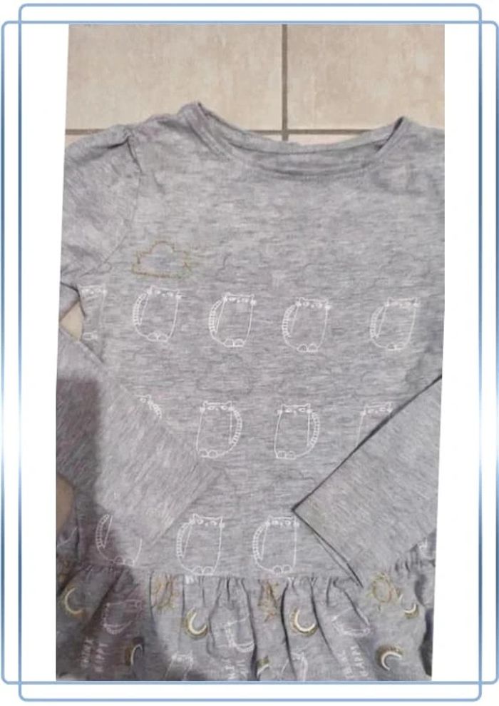 🐱 T-shirt manches longues gris avec motif chats - Vertbaudet 5 ans - Adorable et douillet 🐱 - photo numéro 2