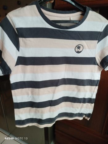 #kytie6ansgarcon. Tee-shirt manches courtes taille 6 ans