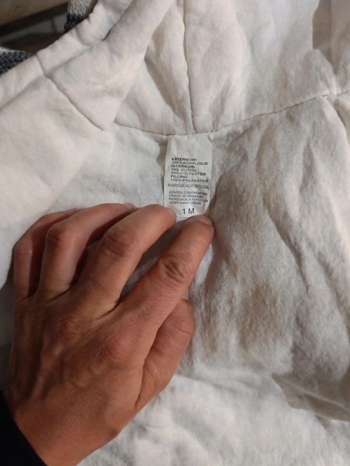 Gilet 1 mois - photo numéro 3