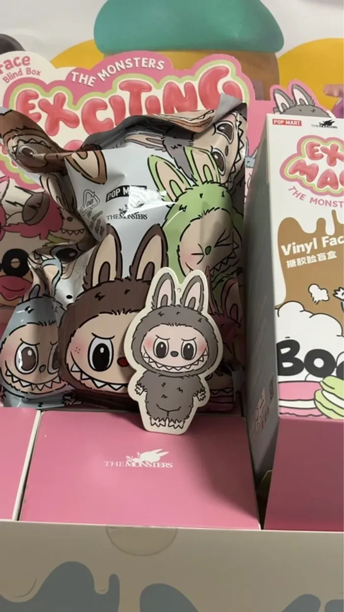 Sesame bean - Exciting macaron - The monsters - Labubu - Popmart - photo numéro 2