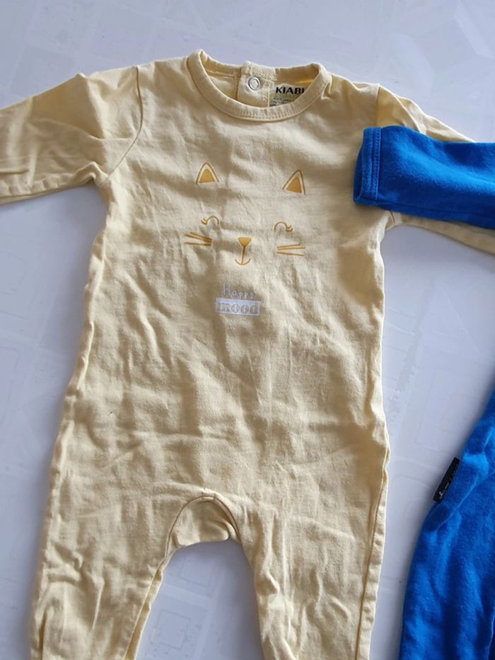 Pyjamas fin 3 mois - photo numéro 2