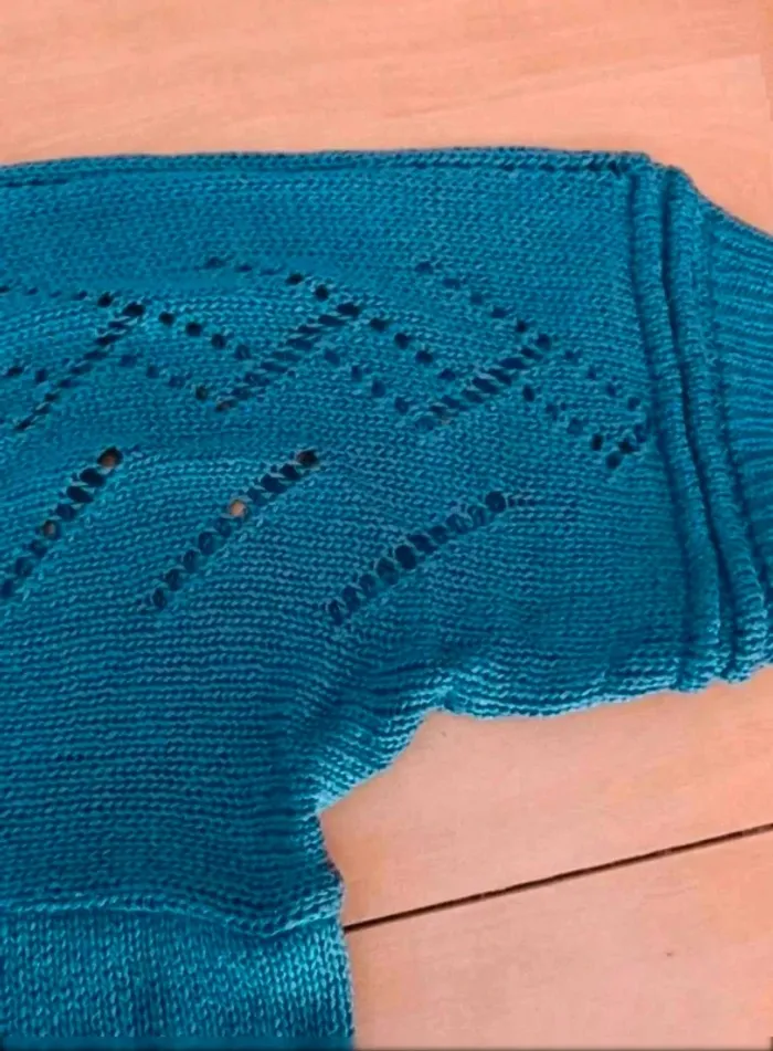 Petit  pull tunique  manches courtes 42 bon  état - photo numéro 3
