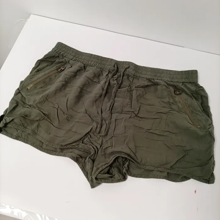 Lot 9 bas femme : shorts, jupes et pantalons décontractés multitailles LOT038 - photo numéro 2