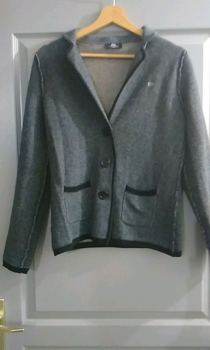 Veste gilet femme gris chiné taille 38 tbs      12