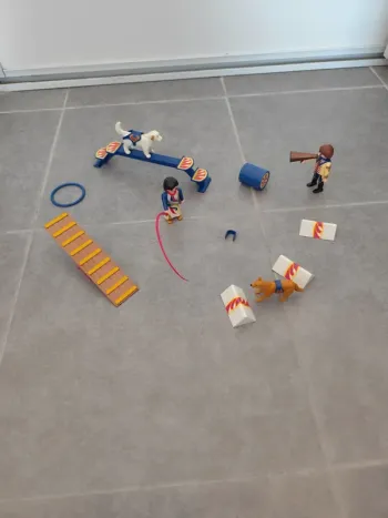 Éducateurs chiens cirque