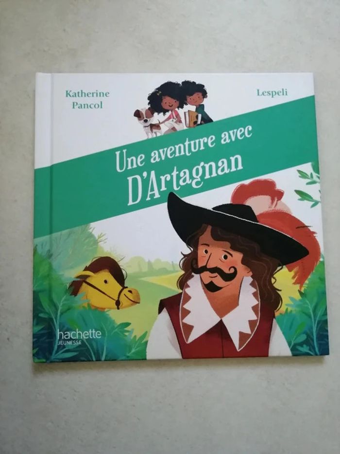 Livre Les aventures de d'Artagnan