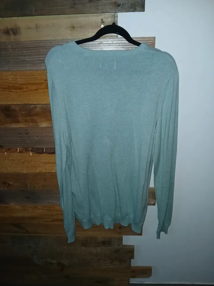 Pull homme en V - photo numéro 4