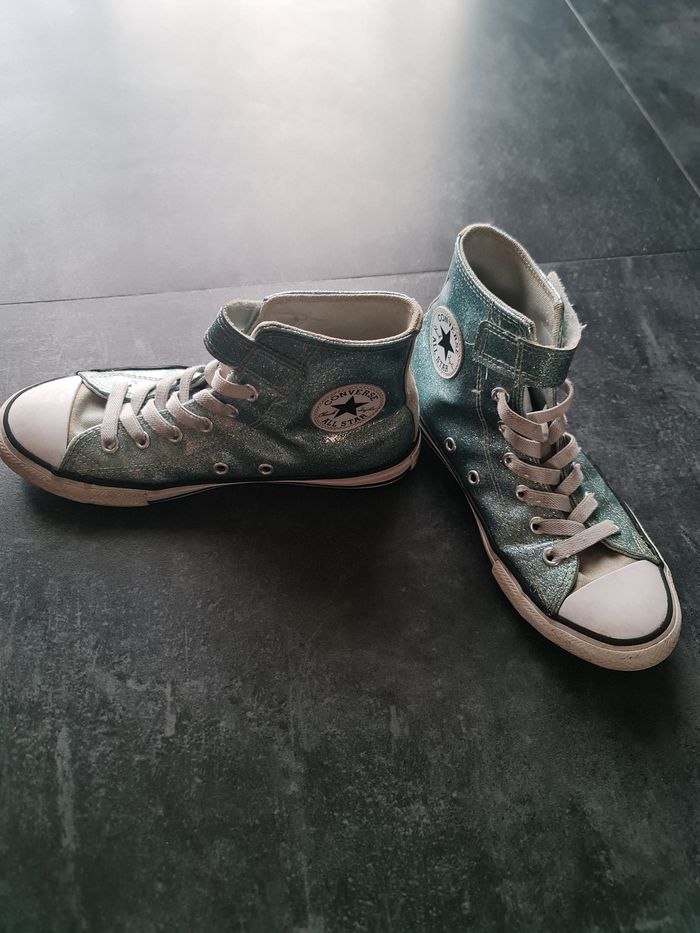 Converse bleu ciel pailleté pointure 34 - photo numéro 2