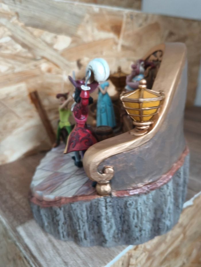 Wood Carved Peter pan Disney tradition JimShore disney - photo numéro 2