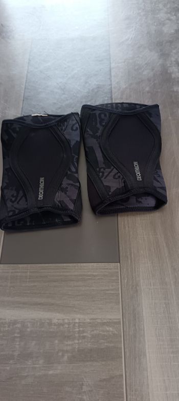 Vends genouillères