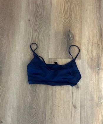 Brassière de sport bleu asos 