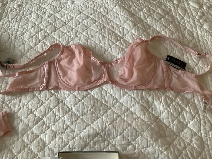 Soutien-gorge voile/mesh Gemma rose neuf étiquette boîte taille 95E