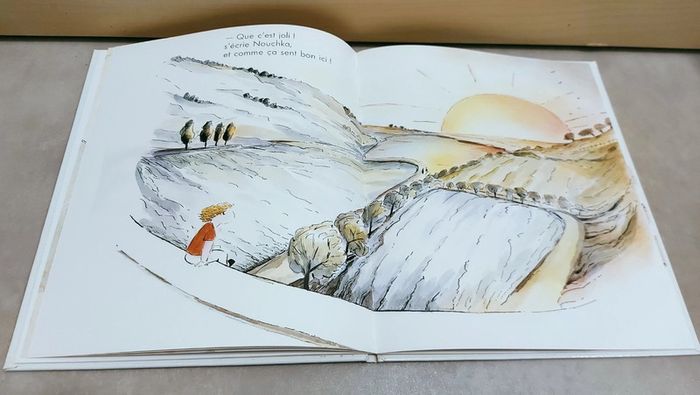 📚 Livre vintage : Nouchka 1, les courses et autres petites histoires pour toi - photo numéro 4