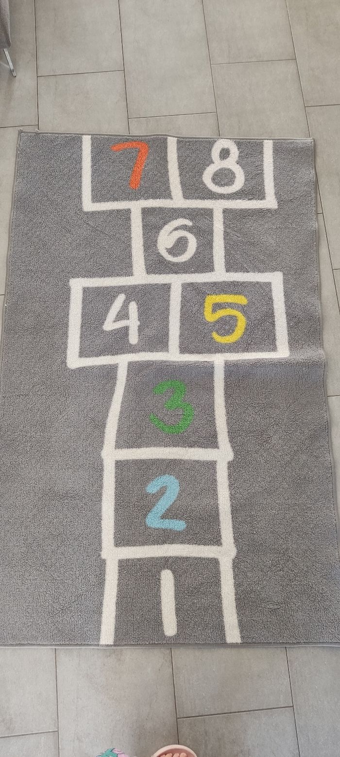 tapis marelle ikea