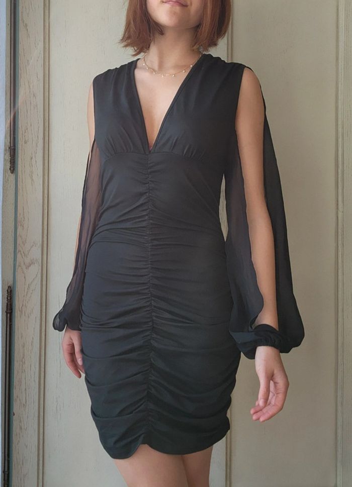 Robe froncée noire manches voilées - photo numéro 4
