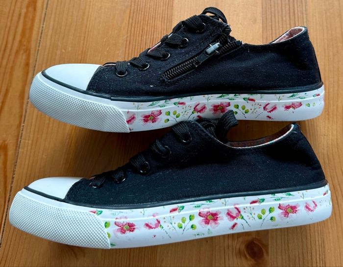 Chaussures en toile noires - photo numéro 4