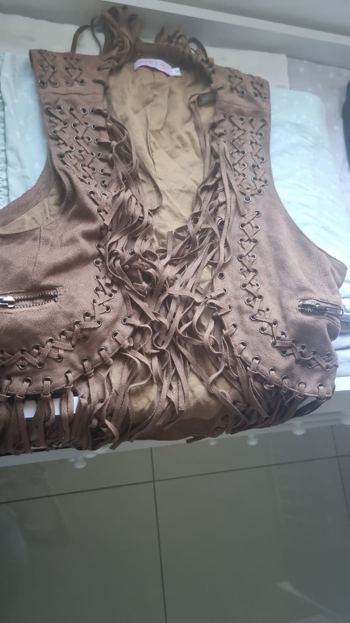 Gilet sans manche à frange taille M - photo numéro 3