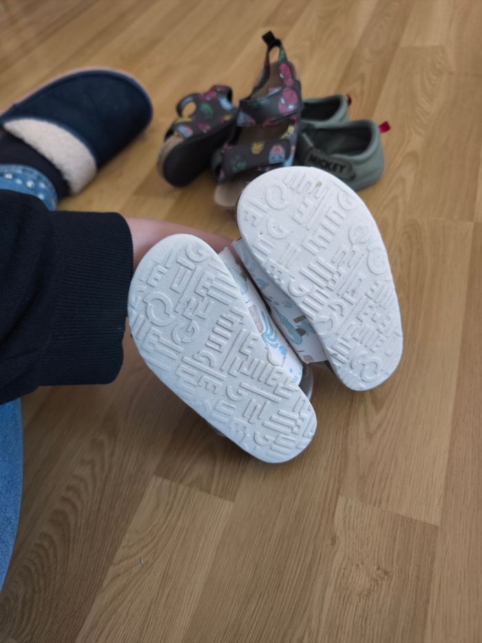 Lot de 3 paires de sandales - photo numéro 10