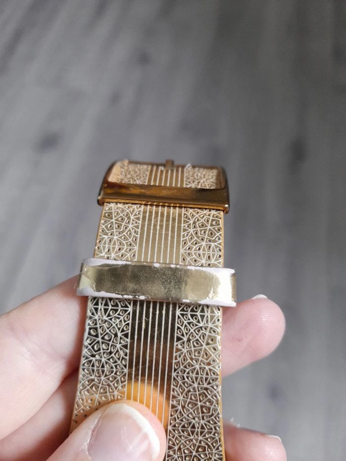 Montre puma doré - photo numéro 6